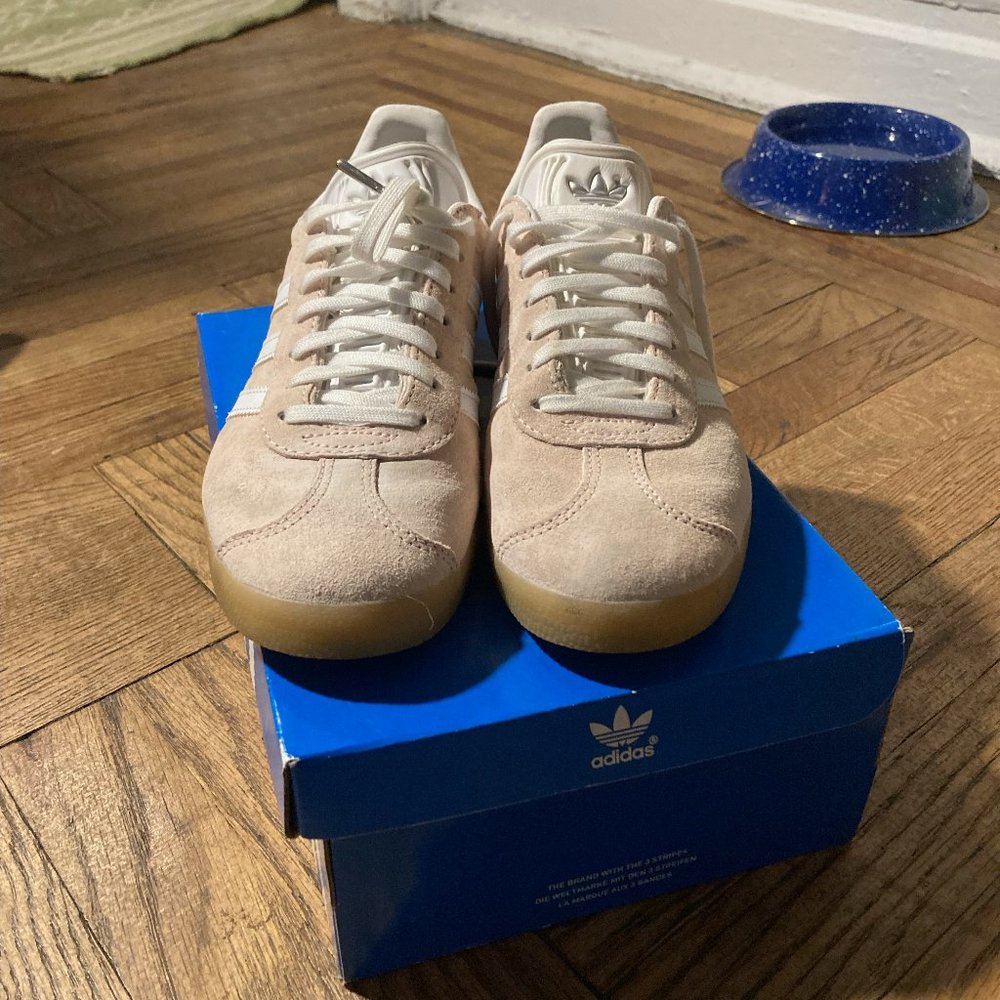 Adidas Gazelle Sneakers - Pink